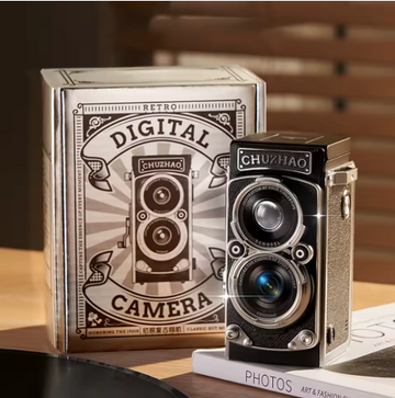 Mini Appareil Photo Numérique Rétro – Double Objectif, Écran 1.54", Idéal Cadeau Femme & Couple, Parfait pour Voyages et Selfies